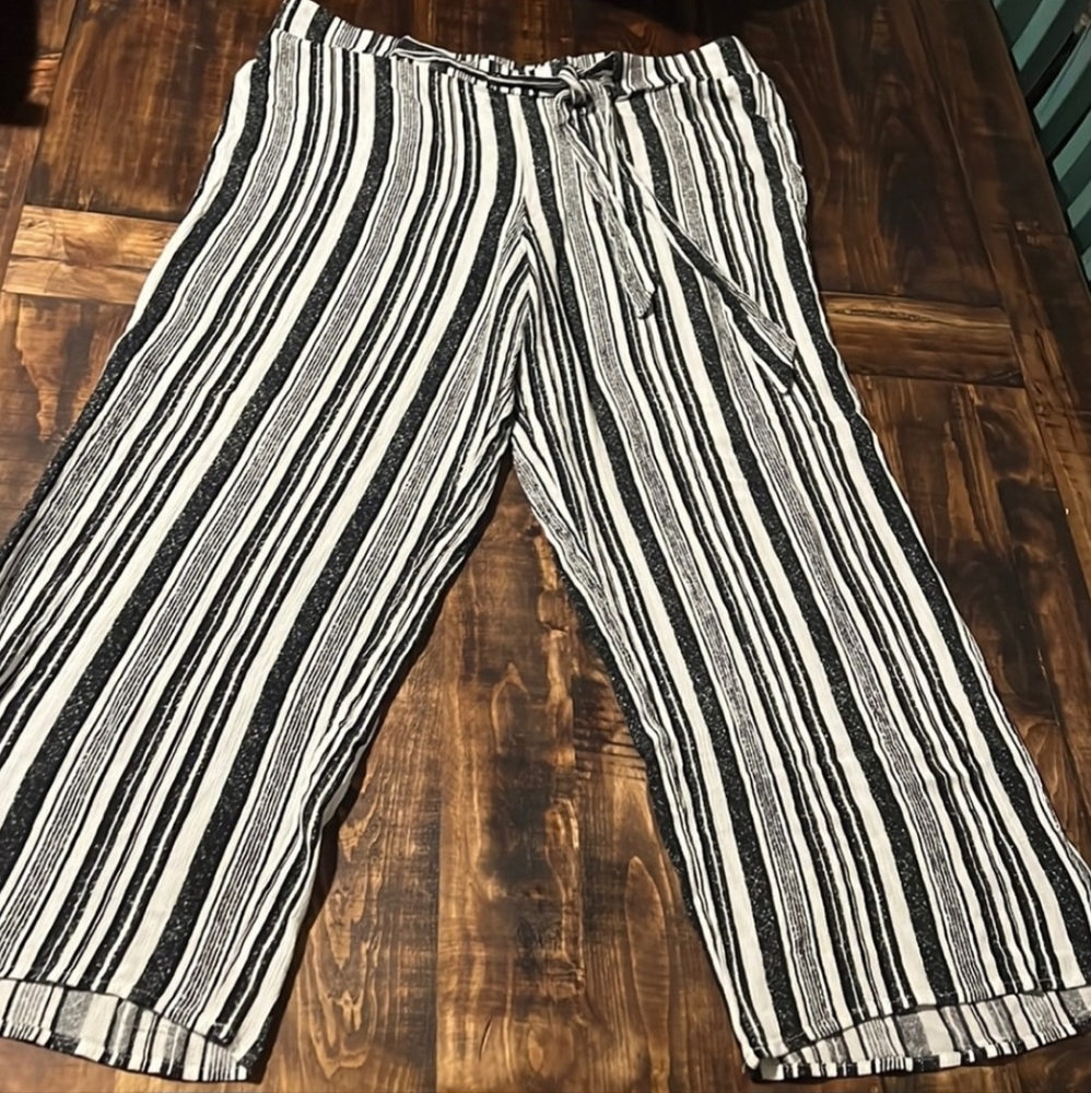 Elle Black and White Striped Wide Leg Pants